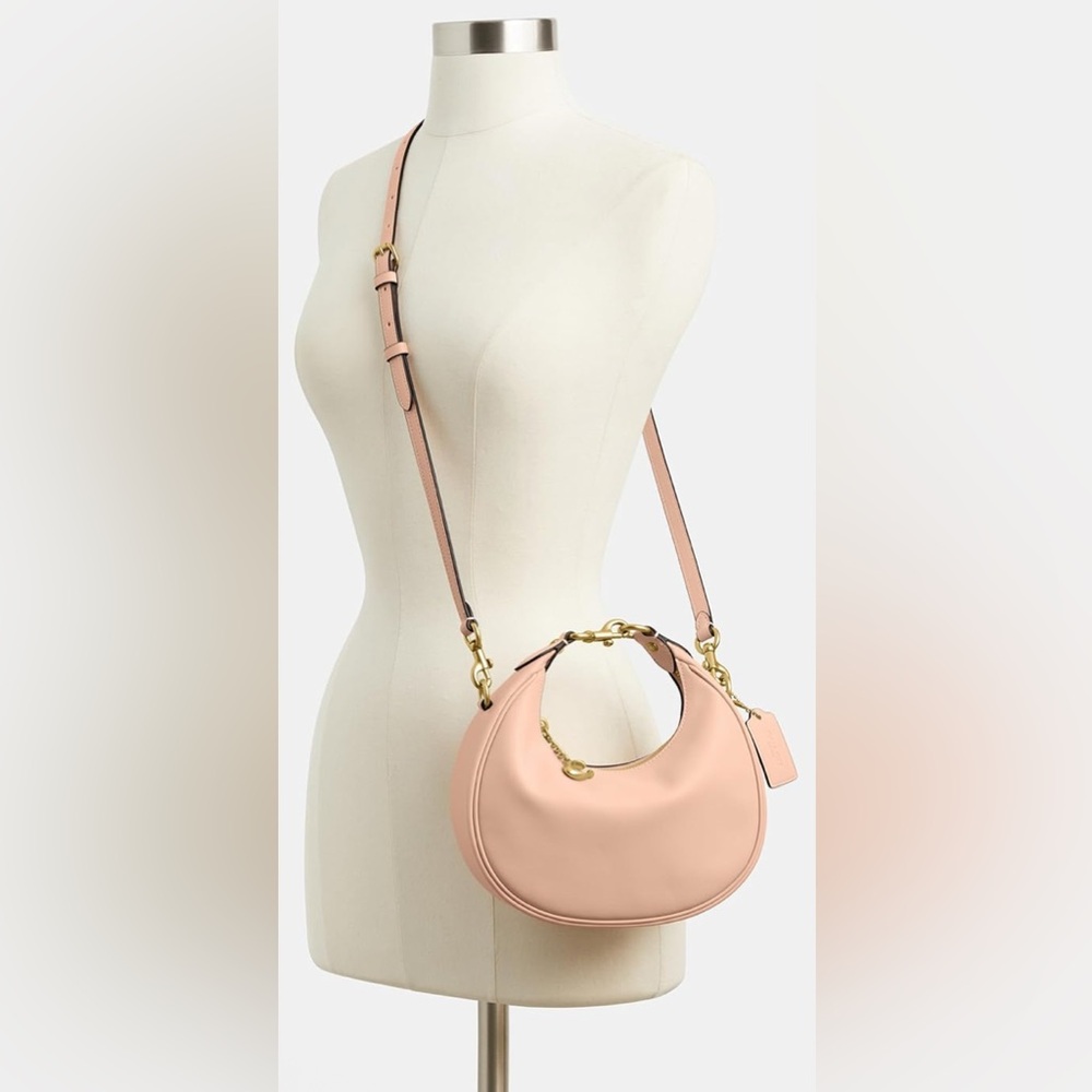 Coach Jonie Bag 22, Cream NWT SOLD OUT!!!! - Picture 7 of 13